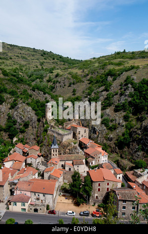 Dorf von Saint Floret. Puy de Dome. Auvergne. Frankreich Stockfoto