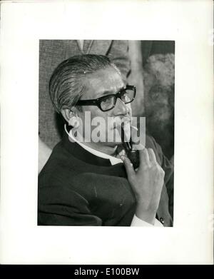 8. Januar 1972 - Scheich Mujibur Rahman in London Pressekonferenz im Claridge Hotel. ZU Stockfoto