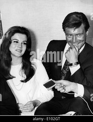 Ann-Margret und Roger Smith heiraten in Las Vegas Stockfoto