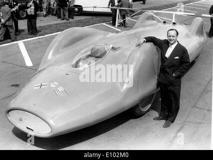 DONALD MALCOLM CAMPBELL britische beschleunigen Rekordbrecher, acht absolute Geschwindigkeits-Weltrekorde über Wasser & Land der 1950er Jahre & der 1960er Jahre brach Stockfoto