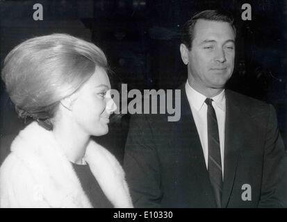 Rock Hudson und Maria Perschy bei Bambi-Verleihung Stockfoto