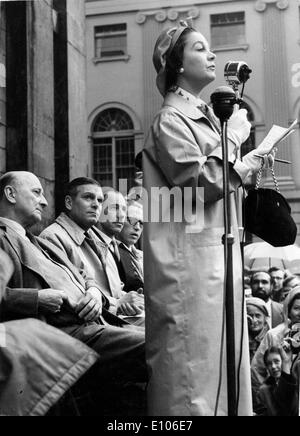 Schauspielerin Vivien Leigh führt Protestmarsch Stockfoto