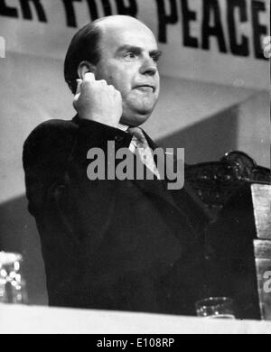 Gemeinsame Vorsitzende Iain Macleod Adressen Konferenz Stockfoto