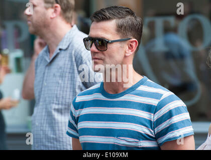 London, UK. 18.05.2014. Scott Maslen, der Schauspieler, Jack Branning in Primrose Hill Festival in der UK-Seifenoper Eastenders spielt. Malsen war der Richter in das Festival Hundeausstellung. Stockfoto