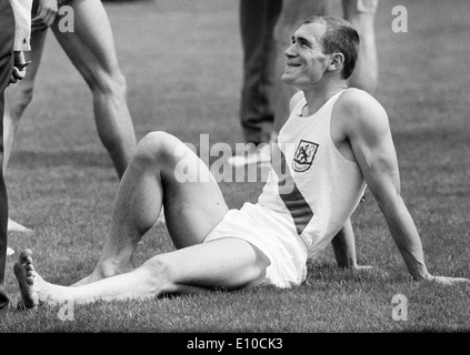 Sechziger Jahre, schwarz / weiß Foto, Sport, Leichtathletik, westlichen deutschen Meisterschaften Leichtathletik 1966 in Leverkusen, Rennbahn, Sprint, Männer, Manfred Knickenberg des Wuppertaler SV, D-Leverkusen, Nordrhein-Westfalen Stockfoto