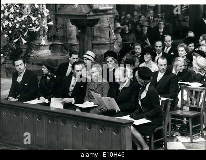 11. November 1972 - Königin Silberhochzeit: HM The Queen und Prinz Philip heute feiern ihre Silberhochzeit. Heute Morgen gab es ein Service von Thanksgiving in der Westminster Abbey. Foto zeigt einige der ausländischen Royals, den Service, abgebildet in der Westminster Abbey besucht. Von links, vorne: König Constantine von Griechenland und Königin Anne-Marie; Großherzog und Grossherzogin von Luxemburg, und der Prinz und Prinzessin von Liechtenstein. Hinten, kann rechts gesehen Kronprinz Carl Gustav von Schweden und Kronprinz Harald von Norwegen sein. Stockfoto