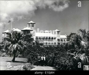 3. März 1973 - Bermuda Gouverneur Schuss: Der Ausnahmezustand erklärt wurde Bermuda nach dem Mord an dem Gouverneur, Sir Richard Sharples und seine Hilfe-de-Camp, Capatain Hugh Sayers - beide waren am Samstagabend erschossen, als sie auf dem Gelände des Government House schlenderte. Das Foto zeigt die Ansicht des Government House, Bermuda. Stockfoto