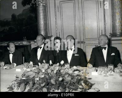 27. November 1973 - von links nach rechts: Außenminister Michel Jobert; Kanzler der Bundesrepublik Deutschland Willy Brandt; Frankreichs Präsident Pompidou; und Bundespräsident Walter Scheel. Stockfoto