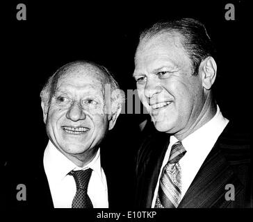 Präsident Ford mit Senator Jacob K. Javits Stockfoto