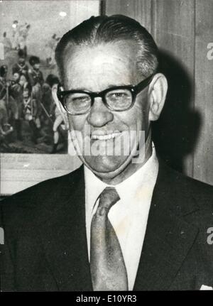 Sept. 09, 1974 - mögliche neue Premier of New Zealand: Foto zeigt Herr Hugh Watt, stellvertretender Ministerpräsident und jetzt stellvertretender Premierminister von Neuseeland., der als Premierminister Neuseelands in Folge Mr Kirk, Whoswas heute begraben bestätigt werden soll. Stockfoto