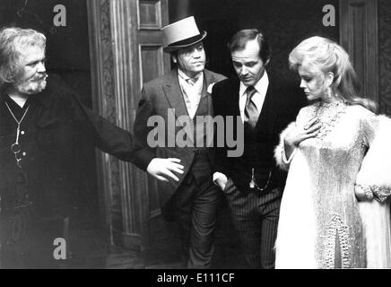 Schauspieler Oliver Reed, Jack Nicholson und Ann-Margret in "Tommy" Stockfoto