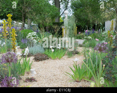 London, UK, 20. Mai 2014 RHS Chelsea Flower Show erste Tag.  Der M & G Garten, entworfen von Cleve West. Stockfoto