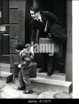 23. Februar 1977 - 23. Februar 1977 Dr. David Owen der neue Außenminister und Familie zu Hause Ã ¢ Â'¬â €œ Dr. David Owen, 36, die Stockfoto