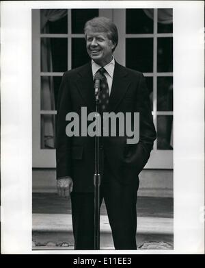 6. Juni 1977 - The White House, Washington D.C.: Präsident Jimmy Carter Adressierung Mitglieder der White House Fellows im Rose Garden. Stockfoto