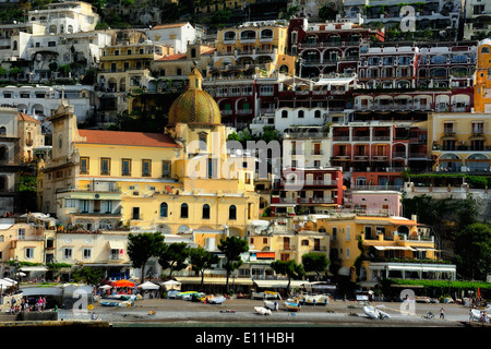 Kirche Santa Maria Assunta, Positano, Amalfiküste, Italien Stockfoto