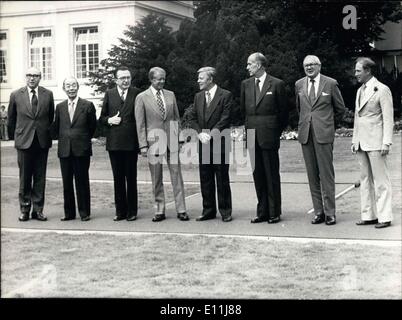 17. Juli 1978 - von links nach rechts: Präsident der Europäischen Kommission Roy Jenkins, Japans Premierminister Takeo Fukuda, italienischen Ministerpräsidenten Julio Andreotti, Präsident Jimmy Carter, Westen Deutschlands Bundeskanzler Helmut Schmidt, Frankreichs Präsident Giscard d ' Estaing, Großbritanniens Premierminister James Callaghan und Kanadas Premierminister Pierre-Eliot Trudeau. Stockfoto