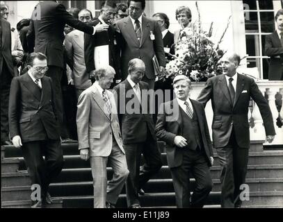 17. Juli 1978 - von links nach rechts: Italiens Ministerpräsident Giulio Andreotti, Präsident Jimmy Carter, Japans Premierminister Takeo Fukuda, Westen Deutschlands Bundeskanzler Helmut Schmidt und Frankreichs Präsident Giscard d ' Estaing. Stockfoto