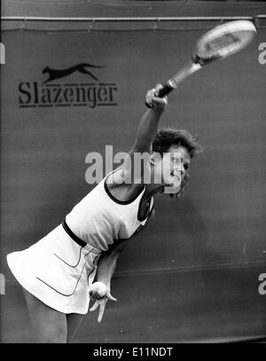 Tennisspieler Evonne Goolagong spielt in match Stockfoto