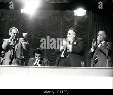 Sept. 09, 1979 - liberale Partei Konferenz in Margate. Foto zeigt David Steel Führer der Liberalen Partei bei den Parlamentswahlen eine Standing Ovation für seine Führung erhält. L-R. Cllr. Dennis Payne, Parlamentskandidatin für Thanet West, Herr Stahl, Cyril Smith und Russell Johnson. M.P. Stockfoto