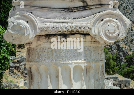 ionischen Ordnung Hauptstadt Detail in Delphi Stockfoto