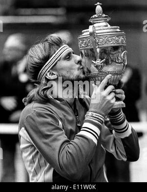 Tennisspieler Björn Borg gewinnt Wimbledon erneut Stockfoto