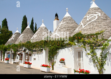 Trulli befindet sich im Zentrum von Alberobello, Apulien, Italien. Stockfoto