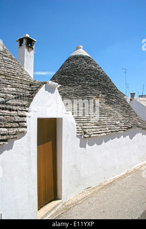 Trulli befindet sich im Zentrum von Alberobello, Apulien, Italien. Stockfoto