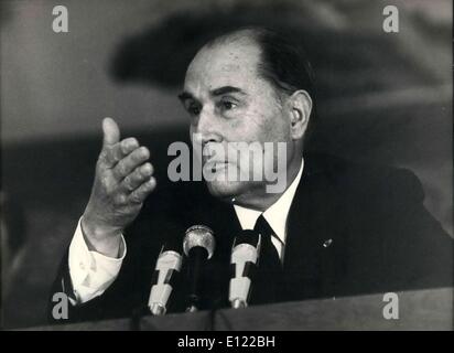 9. Mai 1983 - spricht französische Staatspräsident Francois Mitterrand Peking China Stockfoto