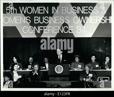 4. April 1984 - Präsident Ronald Reagan die 5. Frau angesprochen "Business-Eigentum-Konferenz im grand Hyatt Hotel in Stockfoto