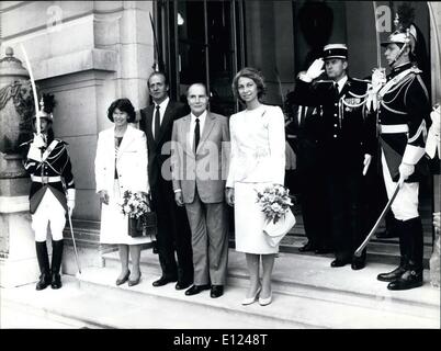 8. Juli 1985 - mit Frau Mitterrand, König Juan Carlos von Spanien, Präsident Mitterand und Königin Sofia von Spanien Stockfoto