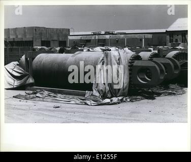 8. August 1991 - UN-Team führt Inspektionen abzielen, Entsorgung von des Iraks chemischen, biologischen und nuklearen Waffen Kapazität: am 3. April 1991, der Sicherheitsrat eine Entschließung neunteilige vorsieht einen formellen Waffenstillstand nur nach Irak überein, durch seine Bestimmungen gebunden zu sein. Die Bestimmungen der Resolution 687 (1991) Irak ist verpflichtet bei der UN-überwachten Identifizierung und Zerstörung von seinen nuklearen, biologischen zusammenzuarbeiten und chemische Waffen Fähigkeiten. Um diese Arbeit zu überwachen, wurde eine Sonderkommission gegründet unter der Leitung von Executive Chairman Rolf Ekeus, Stockfoto