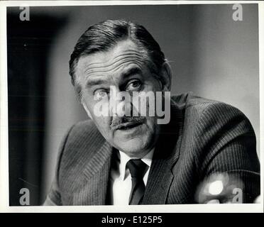 22. Dezember 1988 - Pressekonferenz südafrikanischen Außenminister Roelof PIk Frederik Botha eine heute Nachmittag nach der Unterzeichnung Stockfoto