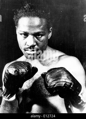 1. April 2009 - war London, England, Vereinigtes Königreich - Ezzard Mack Charles (7. Juli 1921 Ð 28. Mai 1975), ein US-amerikanischer Profiboxer und ehemaliger Schwergewichts-Champion der Welt. (Bild Kredit: KEYSTONE Bilder USA/ZUMAPRESS.com) Stockfoto