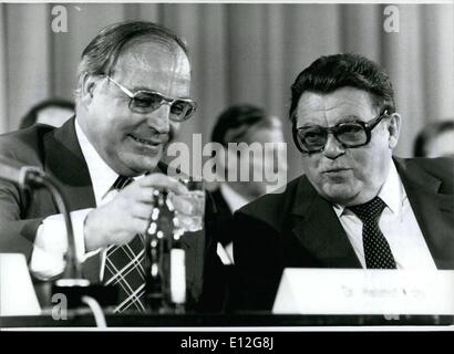 26. Dezember 2011 - CSU-Parteitag In München-West Germany: Der Parteitag der wurde Soziale Union fand in München-West-Deutschland auf Septermber 28. und 29. 1979 statt. Das Treffen fand ein besondere nationales und internationales Interesse wegen der Tatsache, der Vorsitzende dieser Partei, Franz Josef Straut, nach eine dramatisch Konfrontation innerhalb der Parteien CDU/CSU-Schwester wurde nominiert als gemeinsamen Kandidaten für die Kanzlerschaft für die kommenden Wahlen im Herbst 1980 Stockfoto