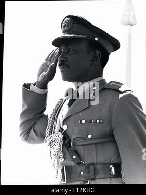 24. Februar 2012 - Major-General Yakubu Gowon, Präsident von Nigeria. Geboren, Bebue Plateau State, 1934. Besuchte die St.-Bartholomäus Schule, Regierung Hochschule Zaria, Sandhurst, Cambereley. Adjutant, nigerianische Armee, 1960. Leutnant-Oberst und Generaladjutant, 1966. Commander in Chief, 1966. Präsident des Obersten Militärrats, 1967. Stockfoto