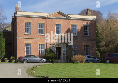 Rivington Hall, Rivington, Lancashire ist ein Grad II ehemaliges Herrenhaus, jetzt ein privates Wohnhaus in der Bürgerpark Hebel. Stockfoto