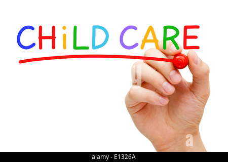 Handschrift Kinderbetreuung mit Filzstift auf transparente wischen. Stockfoto