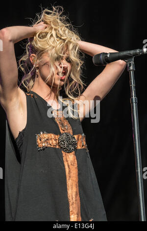 Columbus, Ohio, USA. 19. Mai 2014. THE PRETTY RECKLESS führt am zweiten Tag von der 2014 auf der Palette Rockfestival im Crew-Stadion in Columbus Ohio am 17. Mai 2014 © Marc Nader/ZUMA Wire/ZUMAPRESS.com/Alamy Live News Stockfoto