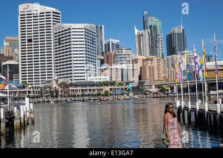 Sydney Australien, New South Wales, CBD Central Business, District, Darling Harbour, Hafen, Cockle Bay Water Promenade, Wharf, Wasser, Wolkenkratzer, Skyline der Stadt Stockfoto