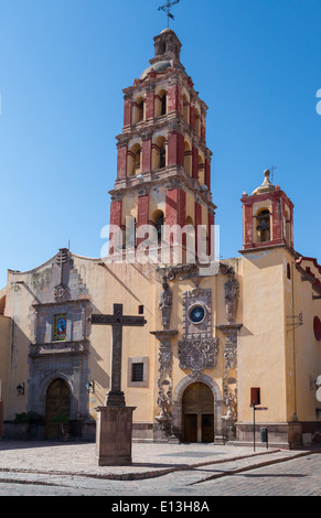 Das Kloster und die Tempel von Santo Domingo de Guzman wurde 1692 gegründet und befindet sich in Queretaro, Mexiko Stockfoto