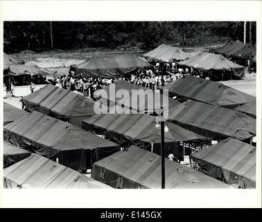 4. April 2012 - Zeltstadt, Fort Walton Beach Messegelände/Eglin Air Force Base. Stockfoto