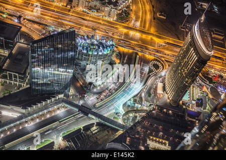 Vereinigte Arabische Emirate, Dubai, Adresse Hotel. Blick vom Burj Khalifa, das höchste Gebäude der Welt. Nacht Stockfoto