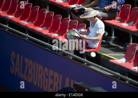 schönem Wetter in Nürnberg, Sonne Caroline Garcia (FRA) Vs Karin Knapp (ITA) Quarters, WTA-Tennis, Einzel, Nürnberg, Tennis, WTA, Frau, 22. Mai 2014 Stockfoto