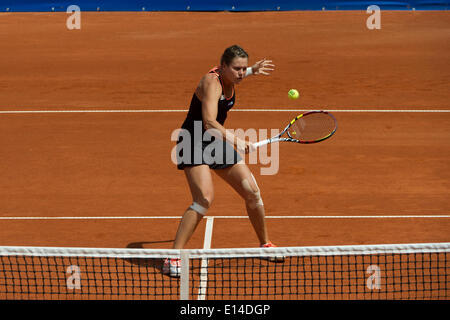 Backhandslice von Karin Knapp (ITA) Caroline Garcia (FRA) Vs Quarters Karin Knapp (ITA), WTA-Tennis, Einzel, Nürnberg, Tennis, WTA, Frau, 22. Mai 2014 Stockfoto