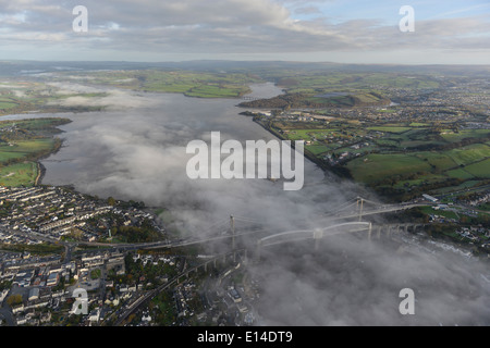 Einen tollen Blick über den Fluss Tamar zeigt frühen Morgennebel Stockfoto