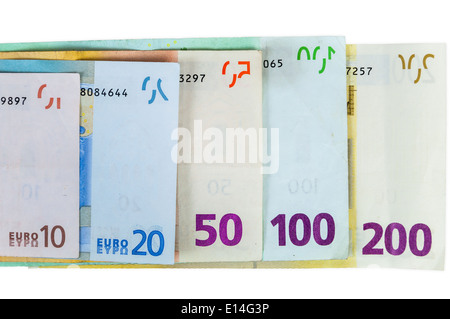 Satz von Euro-Banknoten, die isoliert auf weißem Hintergrund mit Beschneidungspfad Stockfoto