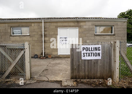 CHIPPENHAM, UK, 22. Mai 2014. Eine Scout Hütte ist in einem Wahllokal für die Wahlen zum Europäischen Parlament 2014 umgewandelt. Bildnachweis: Lynchpics/Alamy Live-Nachrichten Stockfoto