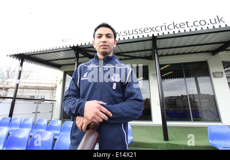 Sussex County Cricket Spieler einschiffigen Arif Gondal Stockfoto