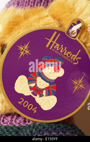 Harrods Knightsbridge 2004 - Label auf Harrods Teddybär Stockfoto