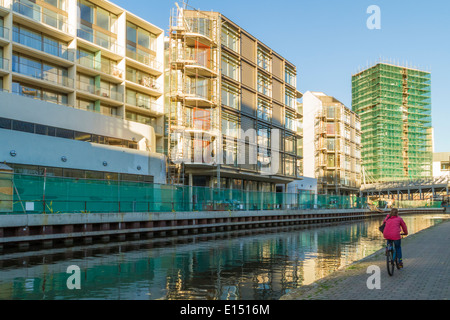 Neue Gebäude, Teil der Bau einer neuen Waterfront Development entlang der Nottingham und Beeston Canal, Nottingham, England, Großbritannien Stockfoto